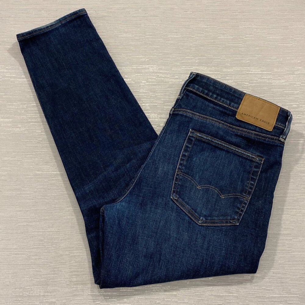 American Eagle Jeans Mens 36 x 32 Athletic Fit Medium Wash Denim Pants